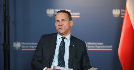 Wywiad Sikorskiego dla trzech redakcji. Przedstawił prognozę współpracy z Nawrockim