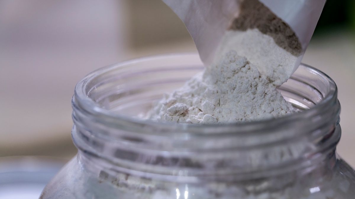 Pilny komunikat dla klientów. Jeśli masz w domu taką mąkę, wyrzuć lub odnieś do sklepu