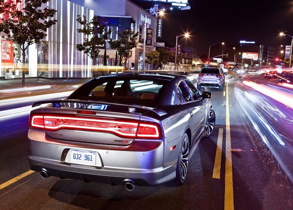 Dodge Charger SRT8