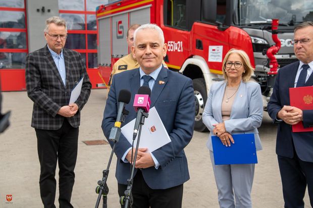 Powiat Pilski wzmacnia system bezpieczeństwa. 16 mln zł na ochronę ludności w 2025 roku