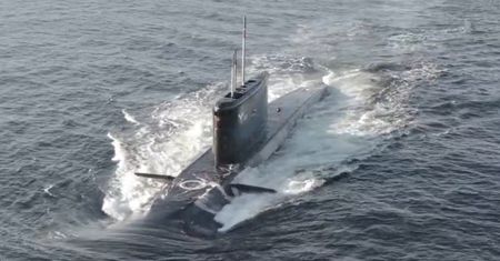 ORP Orzeł powraca. Wcześniej okręt "zagrażał życiu"