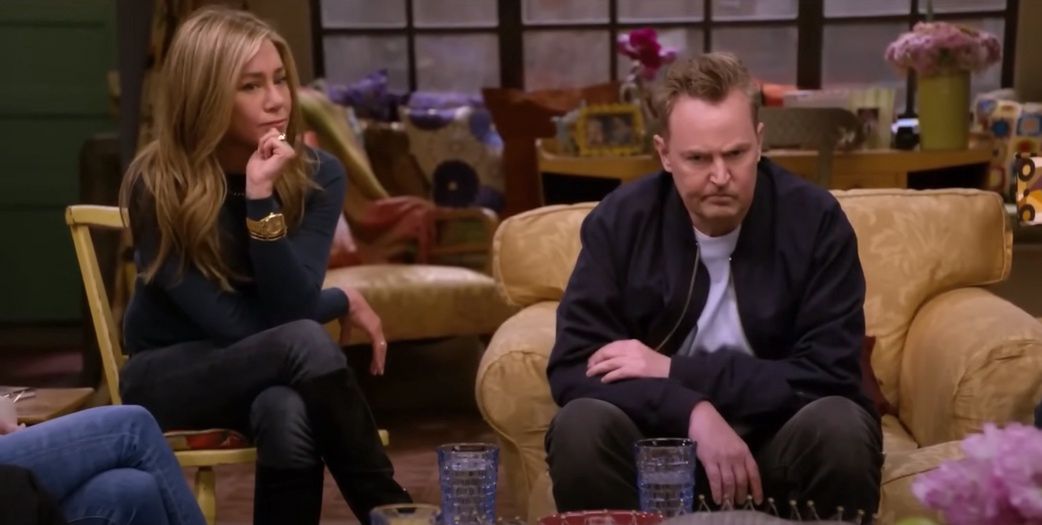 Matthew Perry na planie "Przyjaciele: Spotkanie po latach"