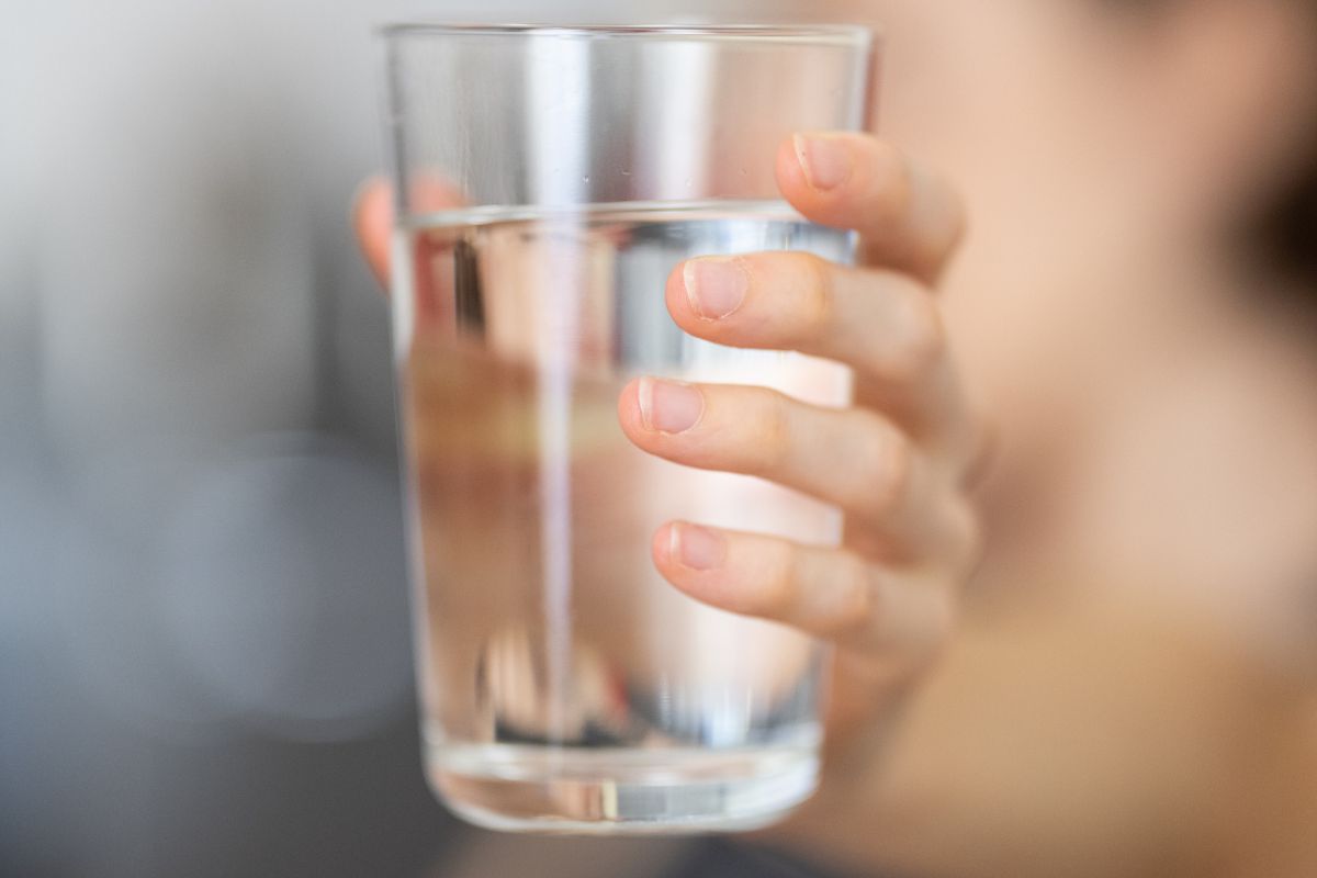 A glass of water before bed - is it worth it?