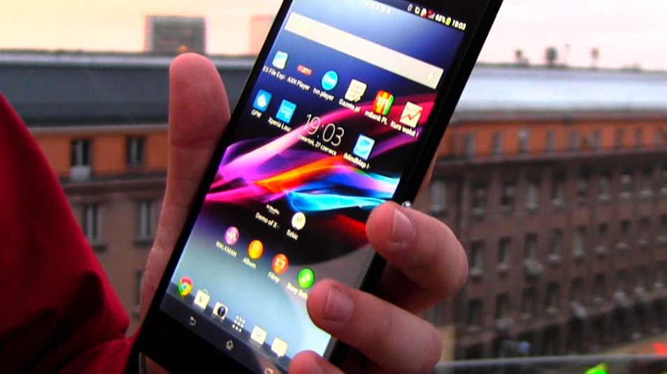 W skrócie: Xperia Z Ultra wyceniona, 5 milionów inteligentnych zegarków w przyszłym roku, Lumia 625 1