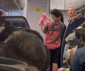 Dramat na pokładzie samolotu. 3-miesięczne dziecko cudem uniknęło śmierci
