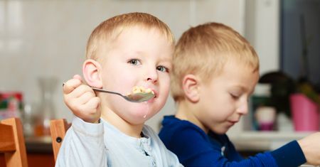 Pod żadnym pozorem nie podawaj dzieciom. Są pyszne, ale mają fatalny skład