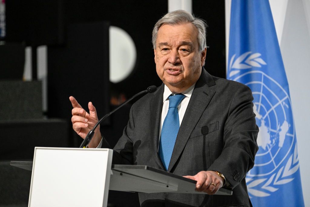 Szef ONZ grzmi: Jak lunatyk zmierzamy ku wojnie na szerszą skalę
