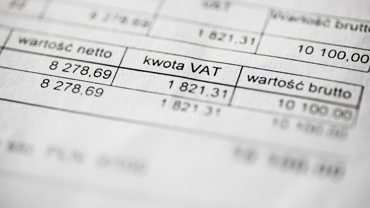 Stock Arkadiusz Zi�?ek
fot: Arkadiusz Ziolek/ East News. 17.04.2020.  n/z Faktura VAT.
ARKADIUSZ ZIOLEK