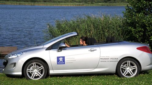 Peugeot 308 CC - najbardziej gadżeciarski samochód roku? 1