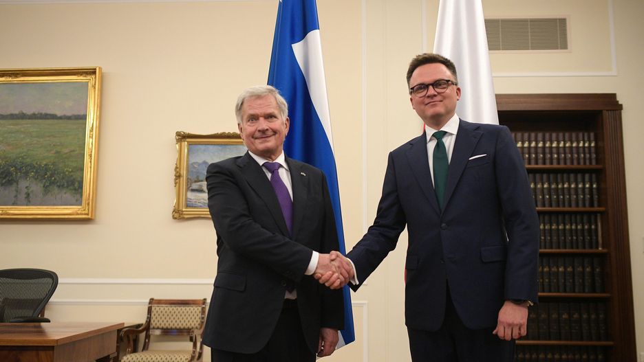 Pierwsza taka rozmowa Hołowni. "Bardzo się cieszę"