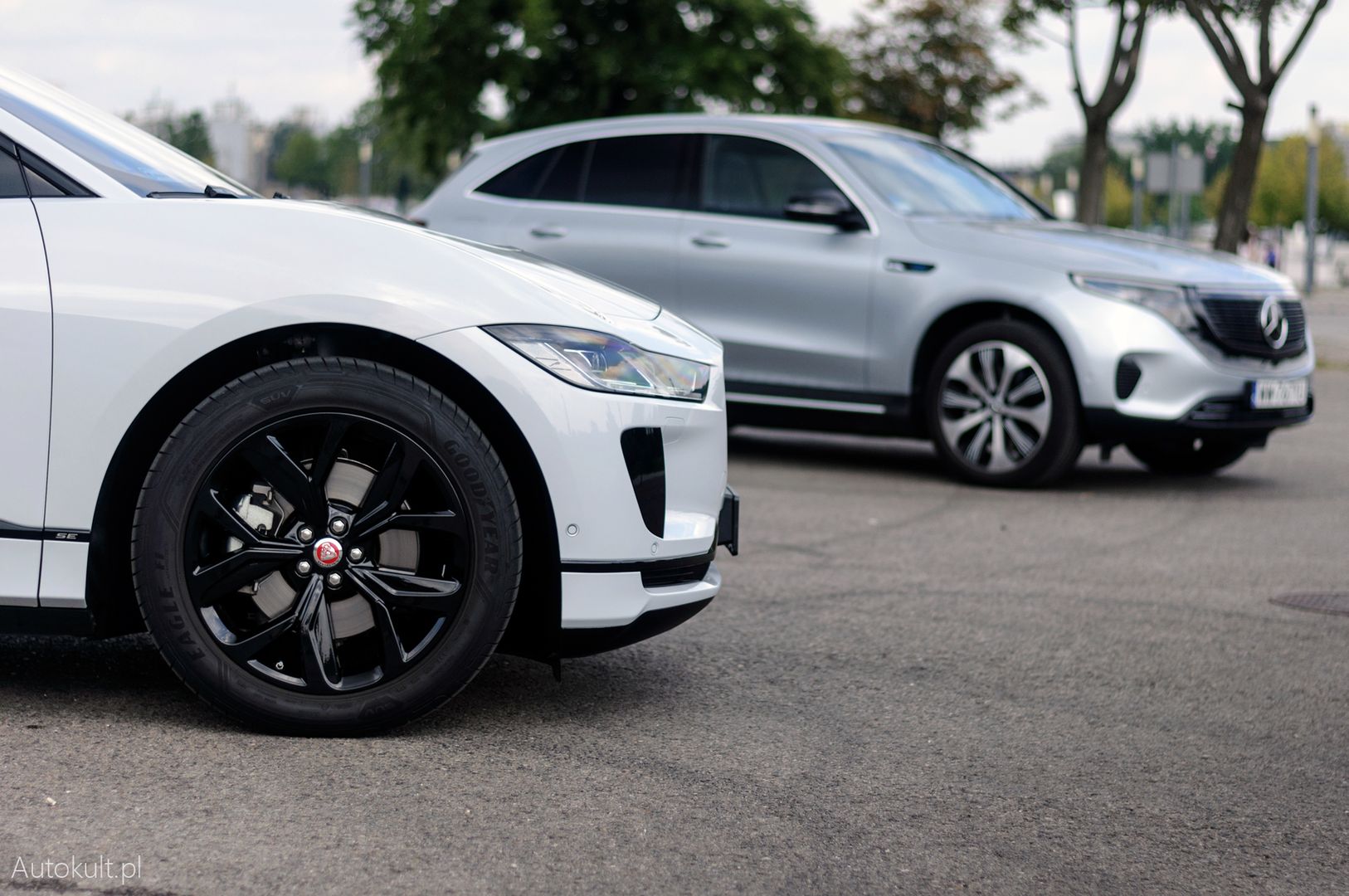 Jaguar I-Pace kontra Mercedes EQC i Audi e-tron: porównanie (fot. Mariusz Zmysłowski)