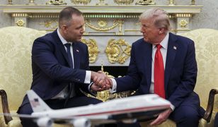 Rząd bagatelizuje wizytę Nawrockiego u Trumpa. "Wypełnił plan, tyle"