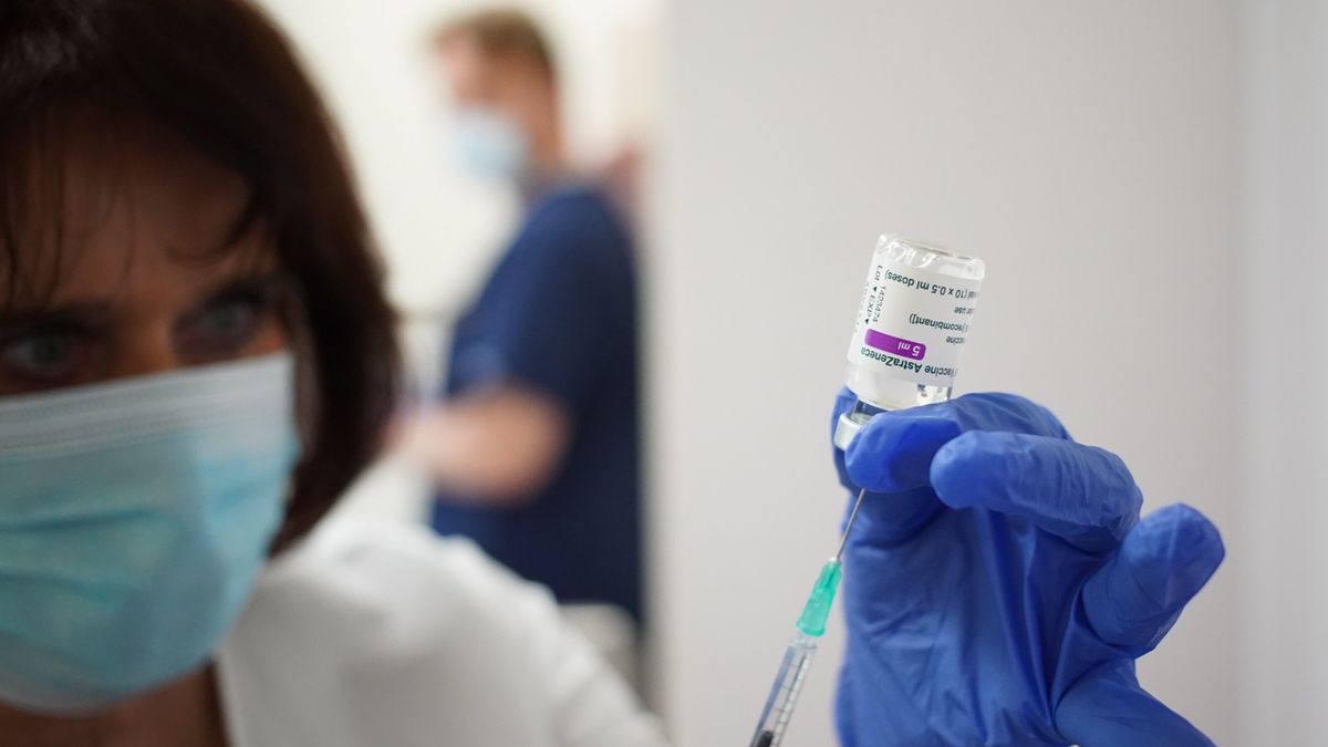 Szczepienie przeciw COVID-19