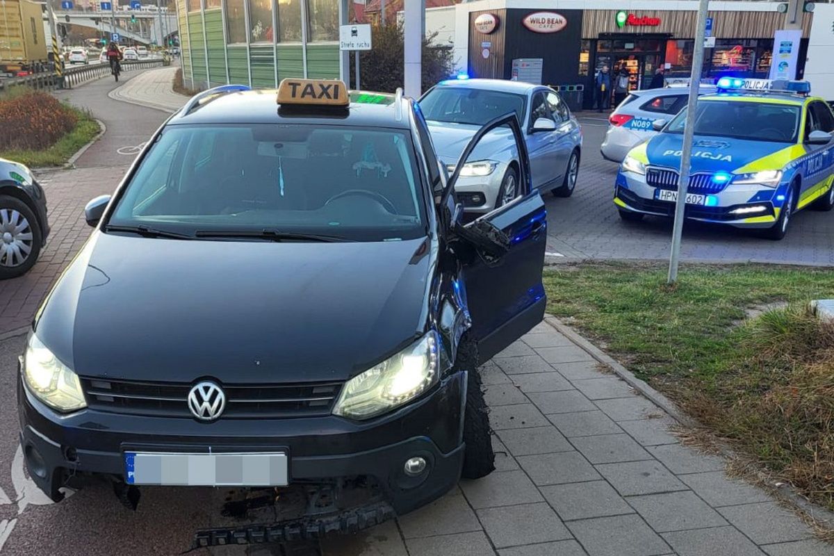 6 przestępstw oraz 10 wykroczeń. Taksówką uciekał przed policją