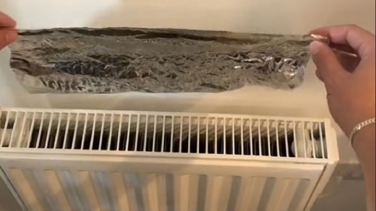 Folia aluminiowa za kaloryferem to dobry sposób na niższe rachun
