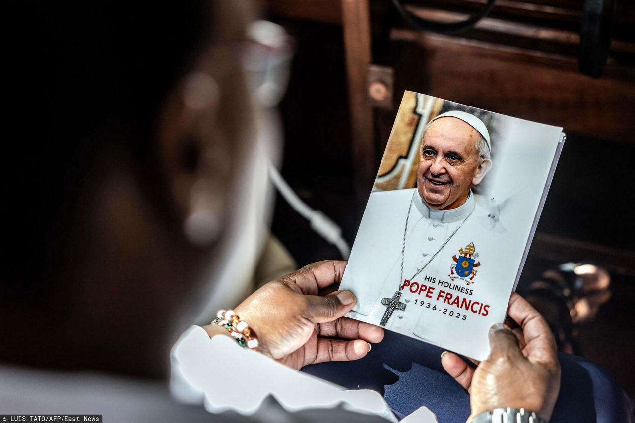 Spotykał papieża w windzie, garażu, przy kolacji. Polski ksiądz wspomina Franciszka, którego niewielu widziało