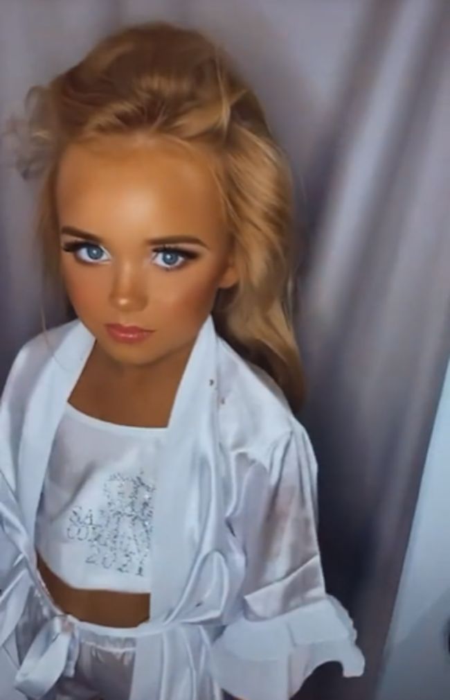 Szokująca metamorfoza "full glam" na komunię