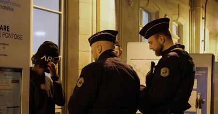 Godzina policyjna dla młodzieży. Kontrowersyjne rozporządzenie mera
