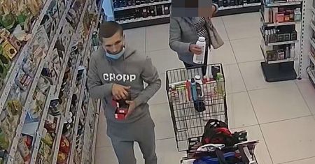 Ukradł perfumy w Rossmannie. Znacie go? Straty na ponad 1300 złotych