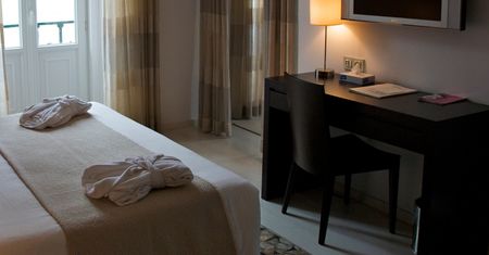 Hotelarze załamują ręce. Goście wynoszą co się da