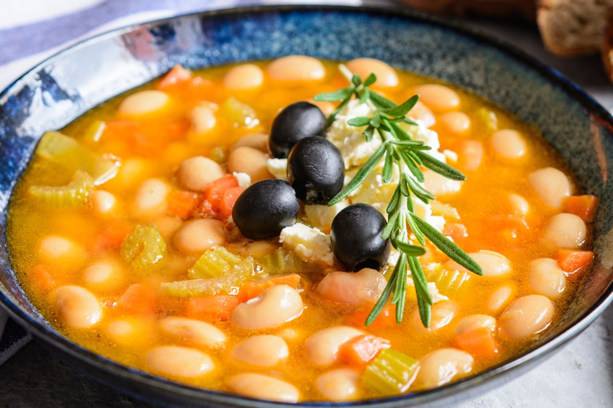 Griechische Fasolada