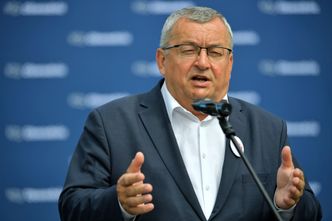 Adamczyk: Przyjęty przez PE Pakiet Mobilności szkodliwy dla klimatu i transportu