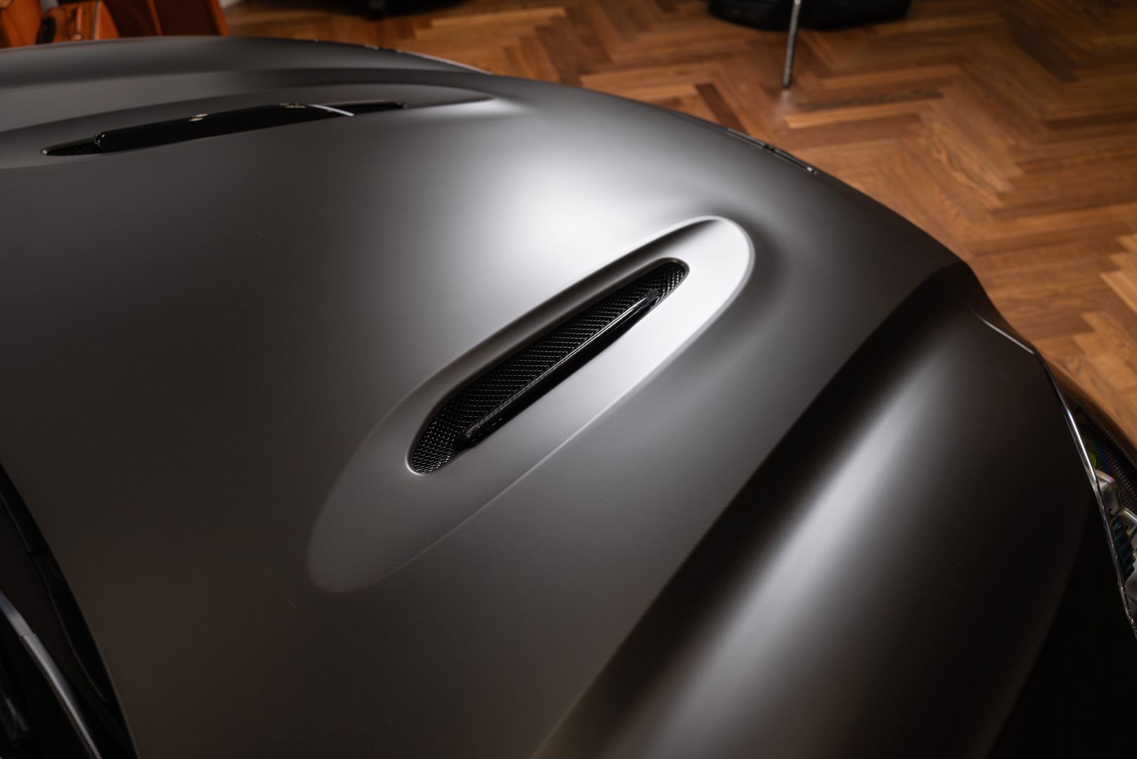 Aston Martin DBX S