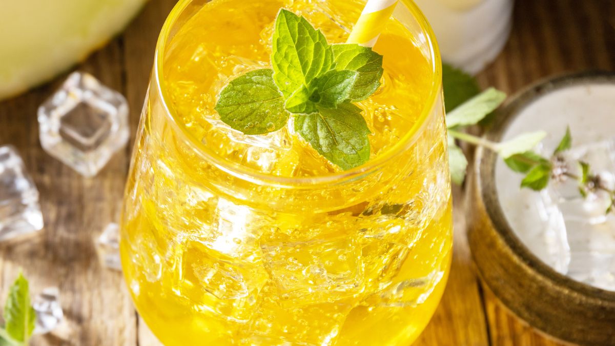 Lemoniada z melona i cytryny świetnie nawadnia