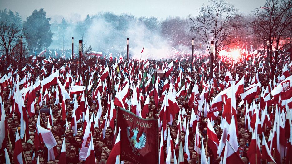 Warszawa. Patriotyczne organizacje wspólnie przygotowały marsz z okazji rocznicy rzezi wołyńskiej. Pamięć pomordowanych Polaków uczczą członkowie Roty Niepodległości, Marszu Niepodległości, Orła i Syrenki i Żołnierze Chrystusa 
