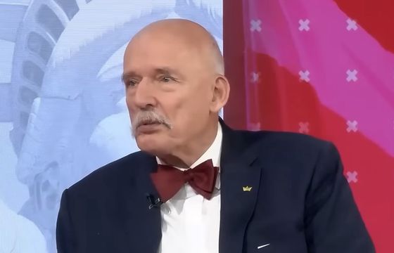 Znany polityk zdziwiony, jak prawo autorskie działa w internecie. Płaci i przeprasza autorkę zdjęcia