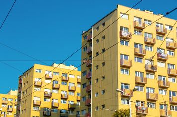 Prawo chroni nieuczciwych lokatorów? Właściciele mieszkań płacą za cudze długi