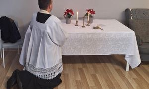 Odwiedził po kolędzie 470 domów. "Smutne, że wiele drzwi pozostaje zamkniętych"