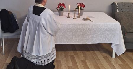 Odwiedził po kolędzie 470 domów. "Smutne, że wiele drzwi pozostaje zamkniętych"