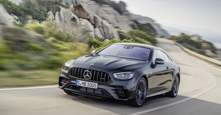 Mercedes-Benz Klasy E zyskał nową twarz. Tym razem w wersjach coupe i cabrio