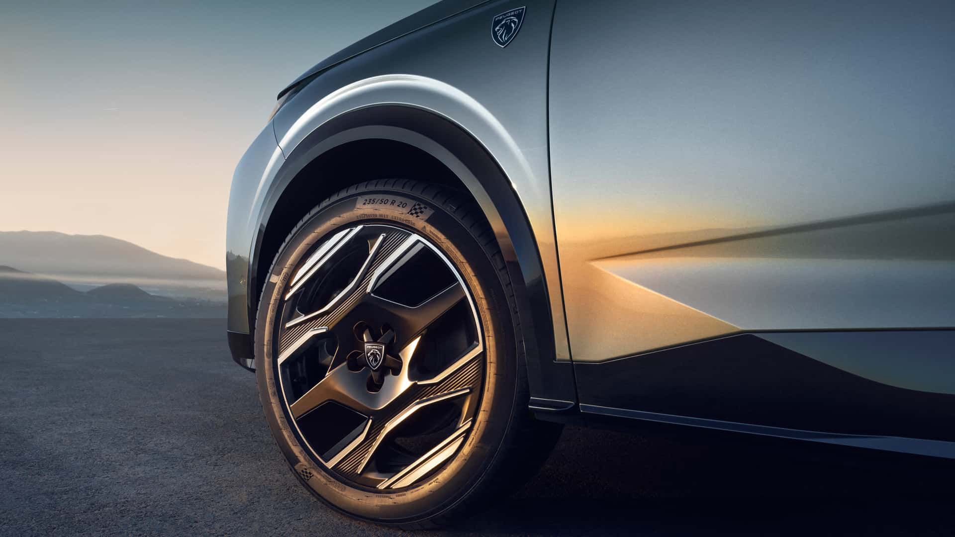 Nowy Peugeot E-5008