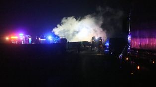 Pożar BMW na A4 pod Wrocławiem. Duże utrudnienia