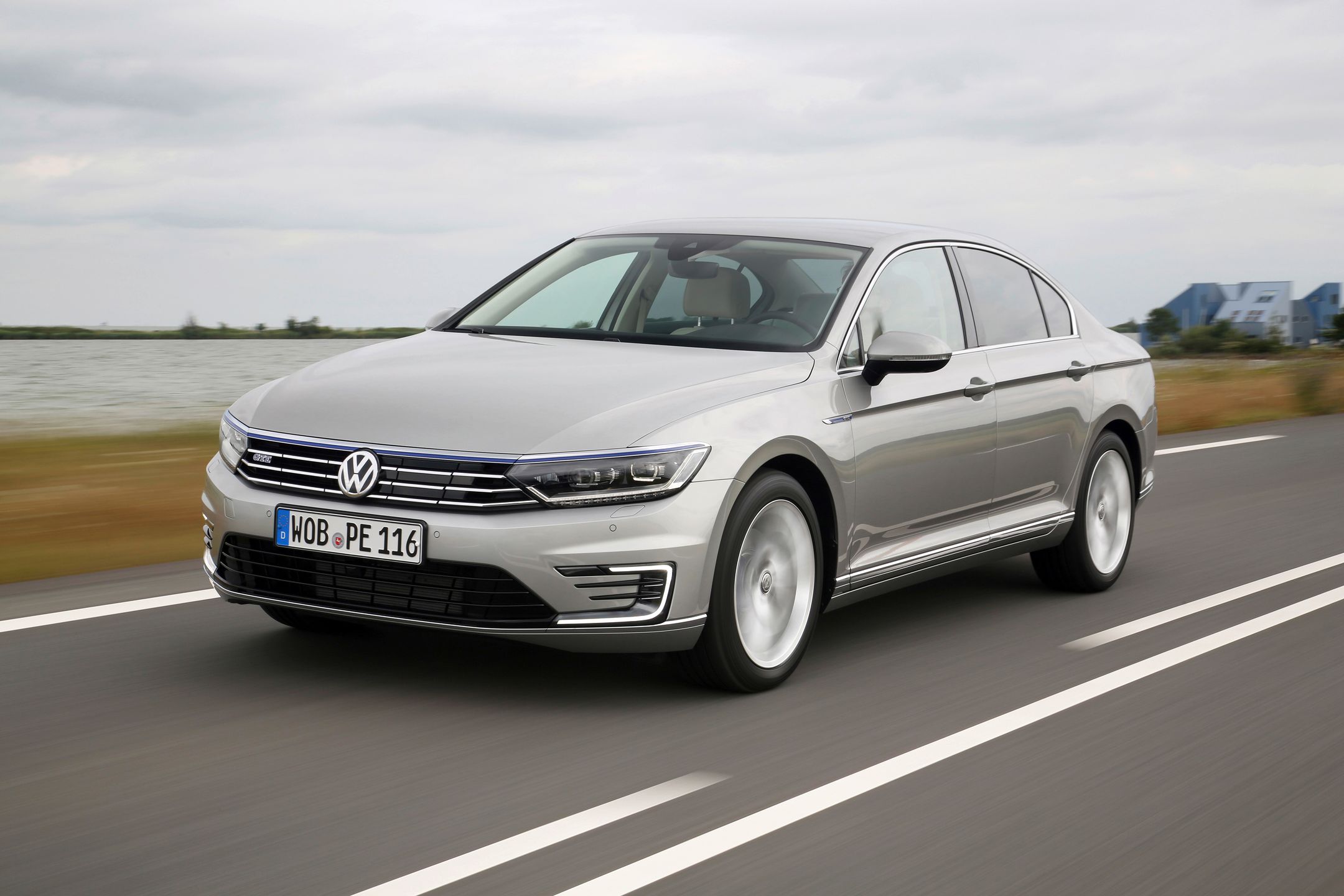 Volkswagen Passat 2