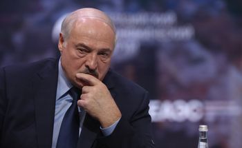 Łukaszenka przestraszył się Zełenskiego. Kazał wyłączyć sprzęt