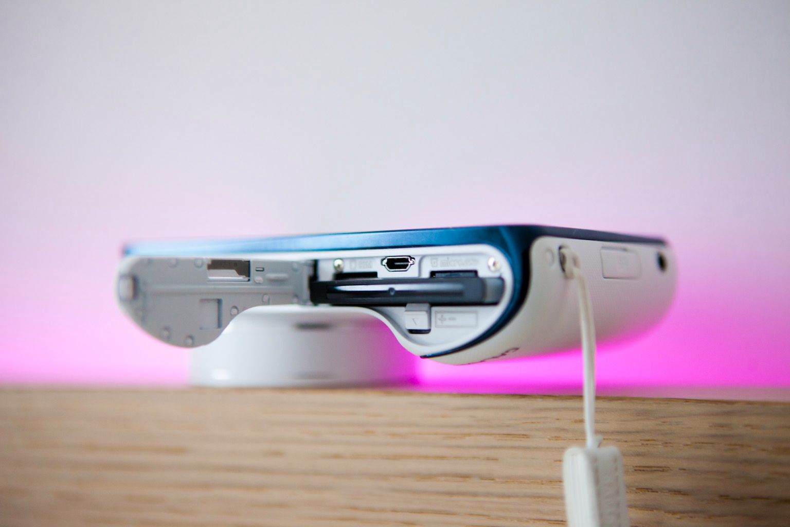 Samsung Galaxy Camera - aparat przyszłości bez przyszłości [test] 3