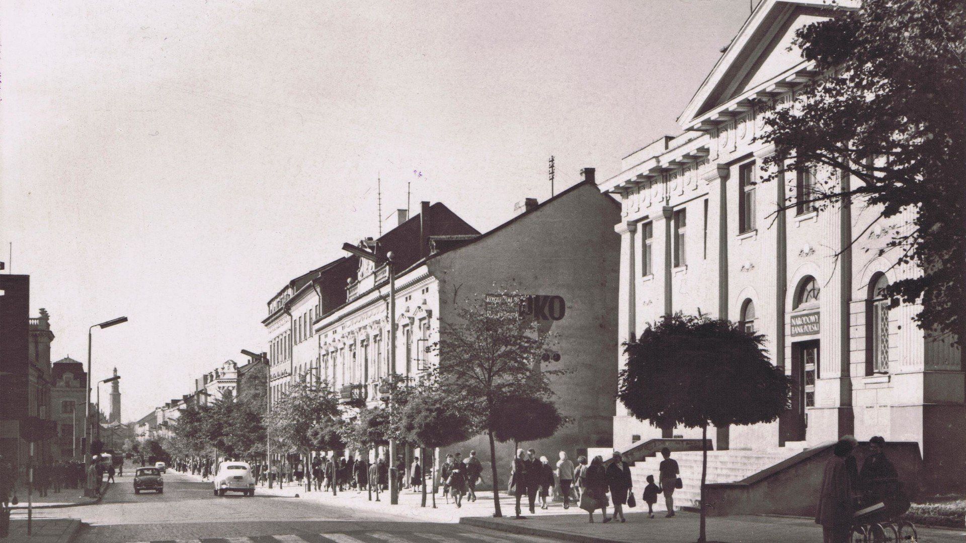 Widok kamienicy z lat 60-tych XX wieku.