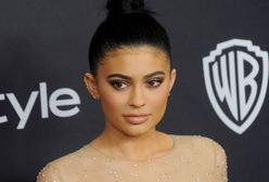 Kylie Jenner pozuje w bikini. Gwiazda zachwyca zgrabną figurą