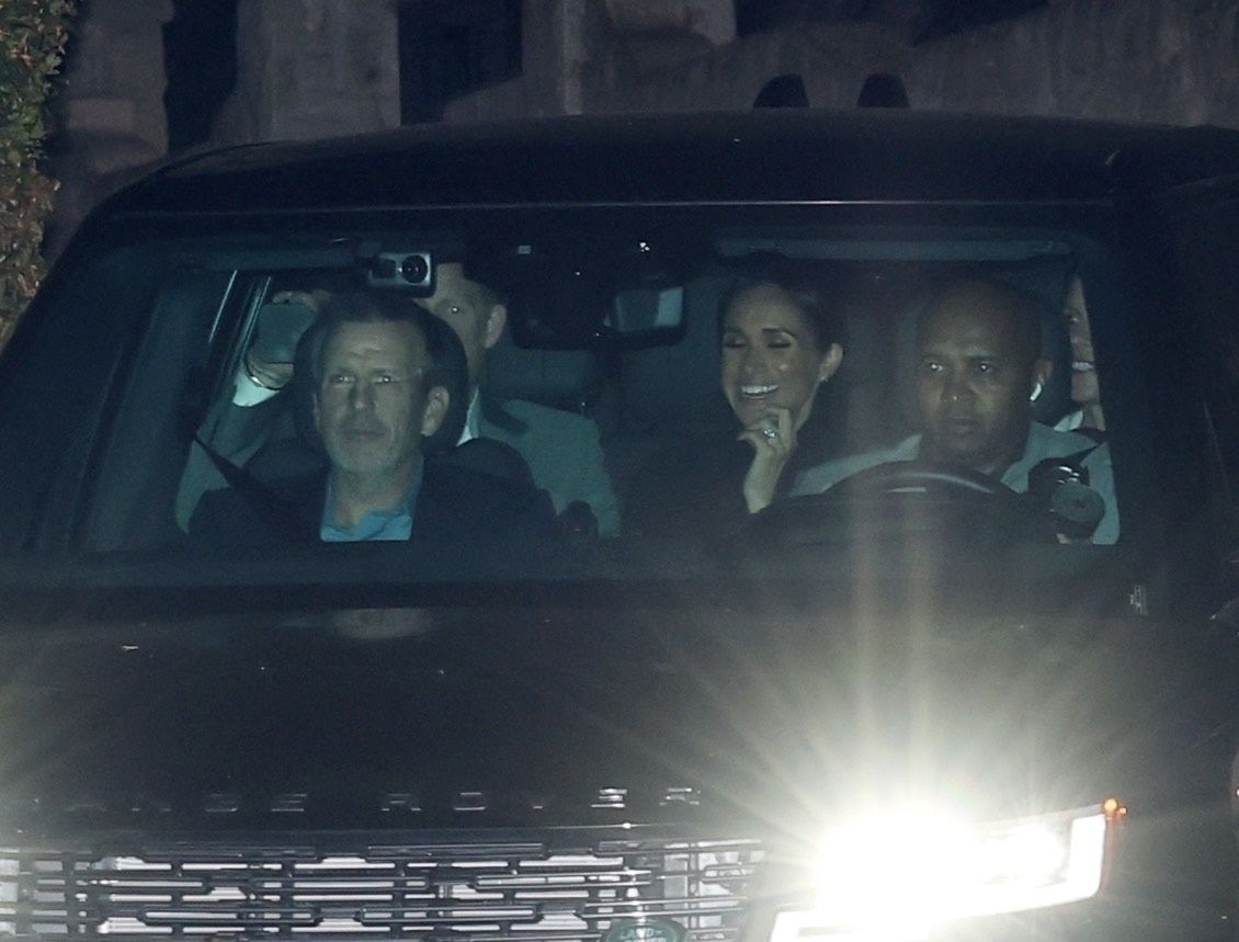 Harry and Meghan "caught" on the way to a birthday party