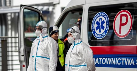 Koronawirus w Polsce. Zmarło kolejnych 18 osób. Najnowszy raport z wtorku, 22.IX