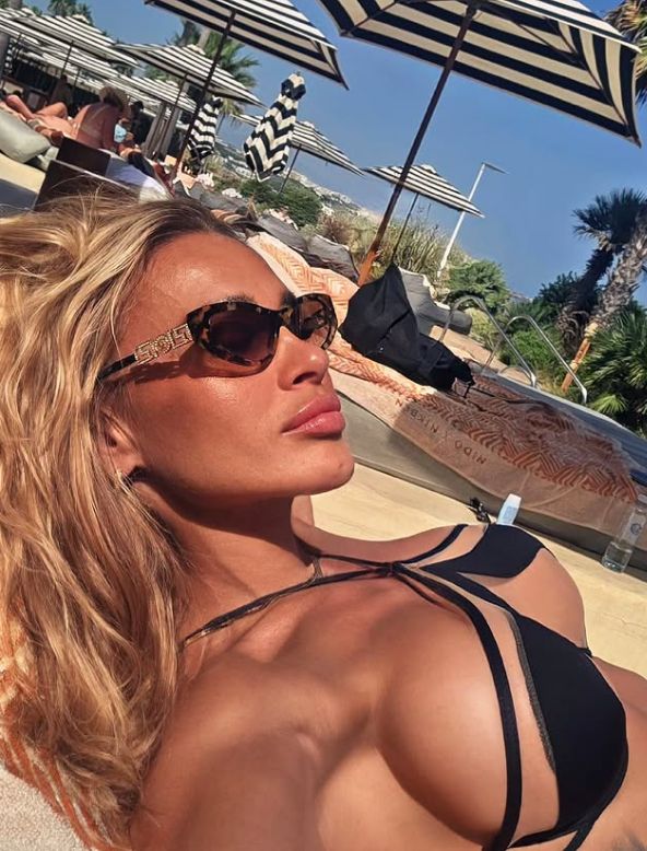 Partnerka Dominika Abusa