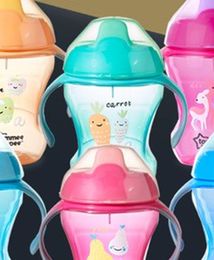 Pleśń w kubeczkach-niekapkach dla niemowląt. "Tego nie da się umyć"