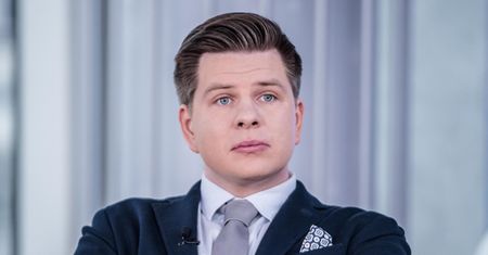 Chajzer o "wystawieniu hejtera" fanom: "DOSTAŁ W TWARZ OD OBCYCH LUDZI. Nie wstydzę się tego. Powinien dostać kilka razy bardziej"