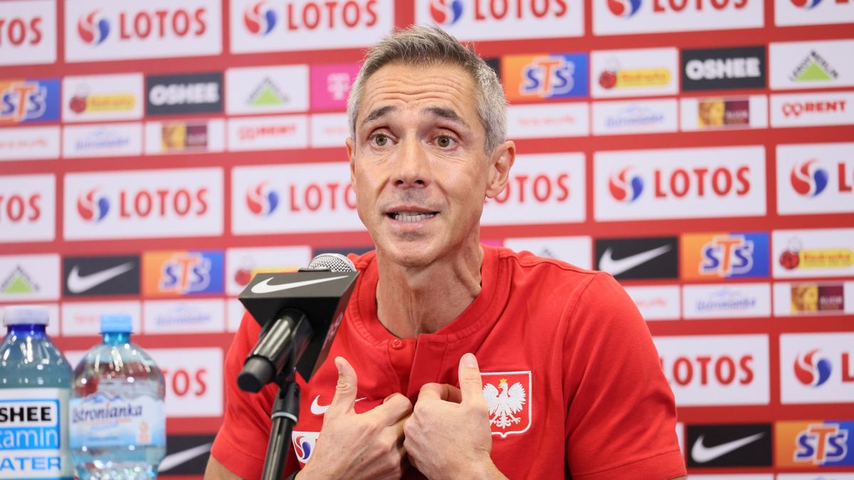 PAP / Leszek Szymański / Na zdjęciu: selekcjoner piłkarskiej reprezentacji Polski Paulo Sousa