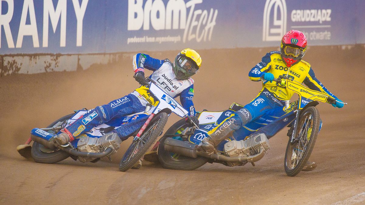 WP SportoweFakty / Krzysztof Konieczny / Na zdjęciu: Moment upadku Janusza Kołodzieja (w kasku żółtym)