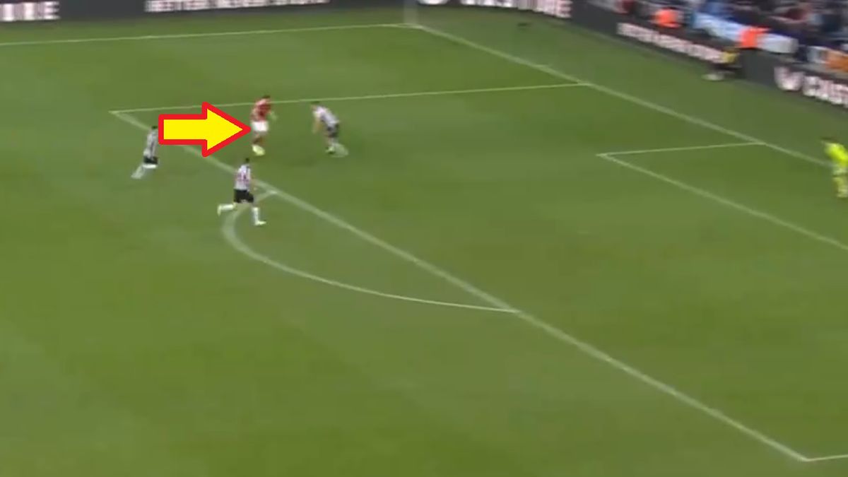 Twitter / Screen / Viaplay / Na zdjęciu: Chris Wood zabawił się z Newcastle United w Boxing Day