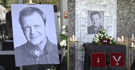 Pogrzeb Jana Frycza. Poruszający detal przy urnie